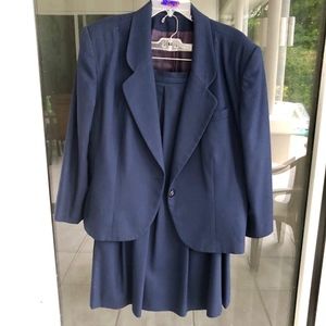 Wool Skirt and 1Button Blazer suit